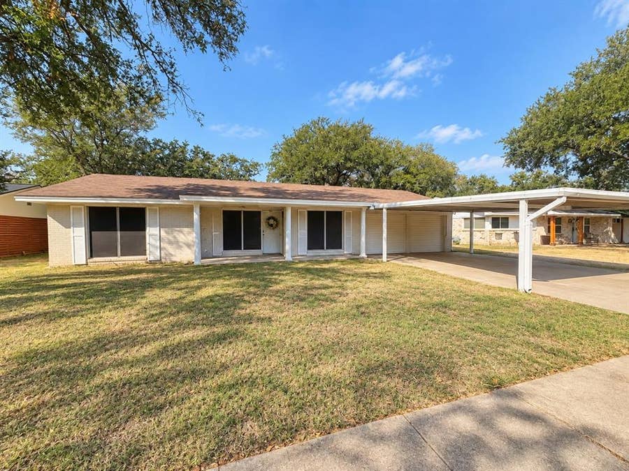 Property photo for 304 S Norma Drive, Lacy Lakeview, TX