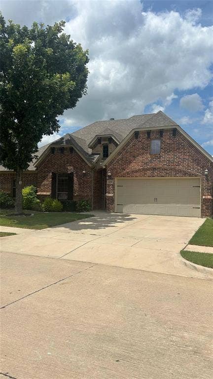Property photo for 433 Chisholm Trail, Justin, TX