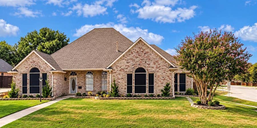 Property photo for 2389 Briarhill Boulevard, Highland Village, TX