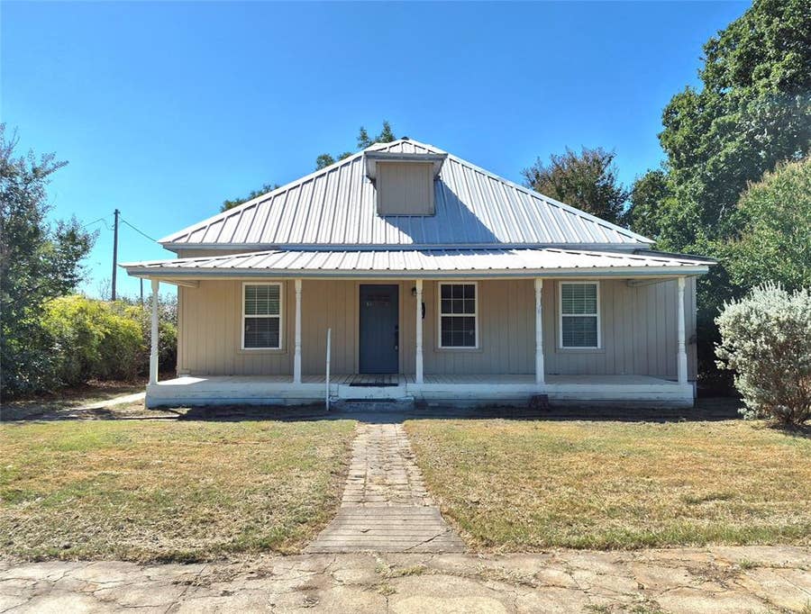 Property photo for 408 E Housley Street, Strawn, TX