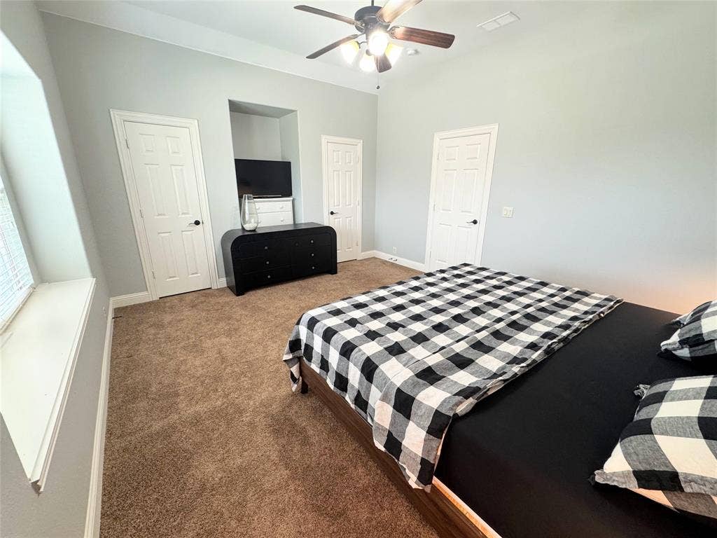 2324 Kemerton Drive, Plano, TX 75025 2324 Kemerton Drive, Plano, TX 75025