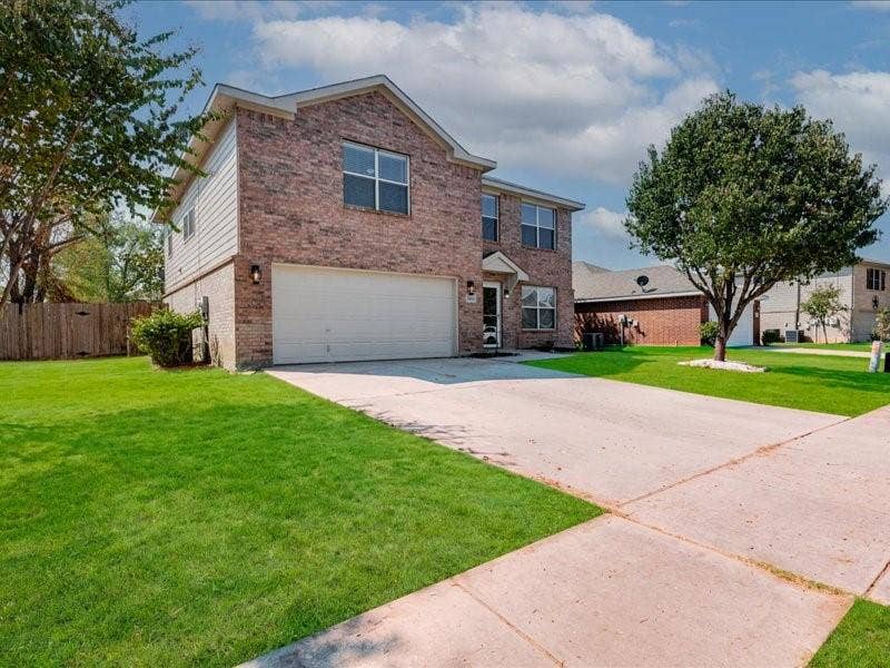 Property photo for 1606 Withers Way, Krum, TX
