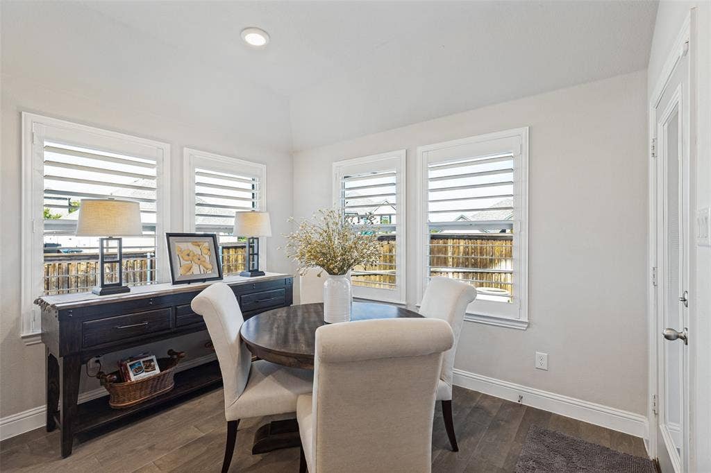 3216 Mountwell Drive, McKinney, TX 75071 3216 Mountwell Drive, McKinney, TX 75071