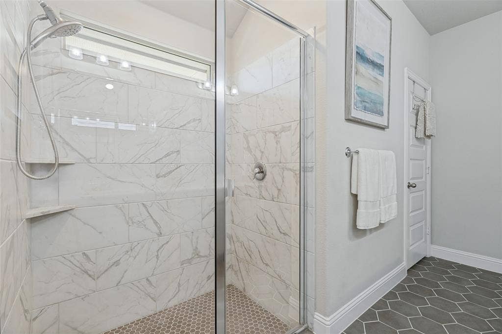 3216 Mountwell Drive, McKinney, TX 75071 3216 Mountwell Drive, McKinney, TX 75071