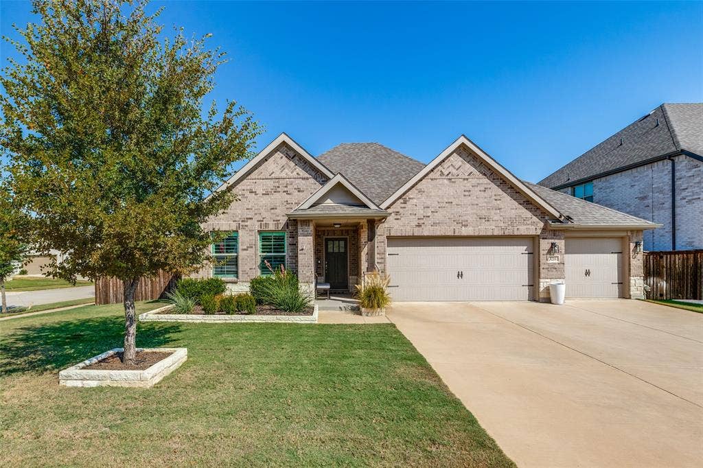 3216 Mountwell Drive, McKinney, TX 75071 3216 Mountwell Drive, McKinney, TX 75071