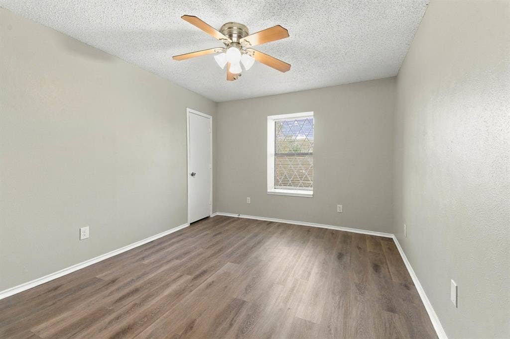 2865 Meadowbrook Drive, Plano, TX 75075 2865 Meadowbrook Drive, Plano, TX 75075