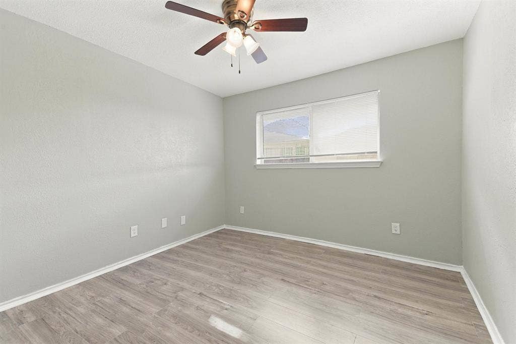 2865 Meadowbrook Drive, Plano, TX 75075 2865 Meadowbrook Drive, Plano, TX 75075