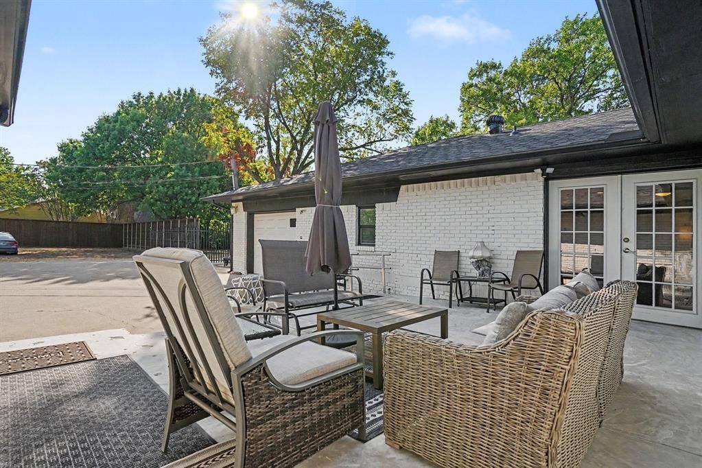 1405 N Buckner Boulevard, Dallas, TX 75218 1405 N Buckner Boulevard, Dallas, TX 75218