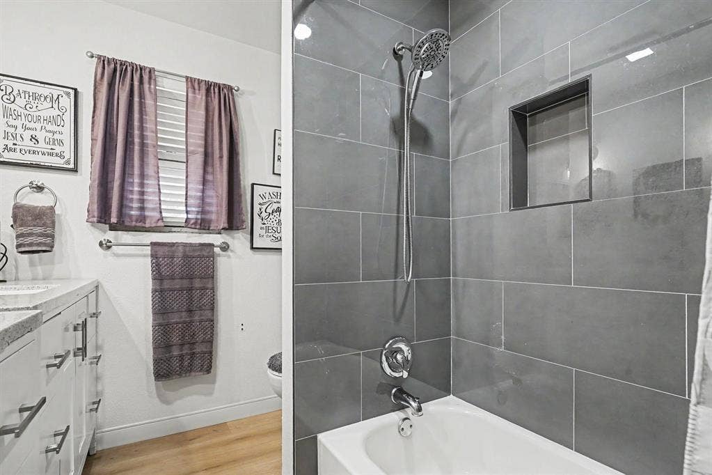 1405 N Buckner Boulevard, Dallas, TX 75218 1405 N Buckner Boulevard, Dallas, TX 75218