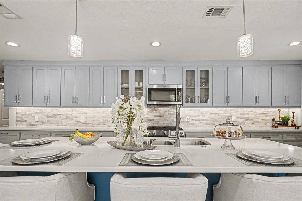 1405 N Buckner Boulevard, Dallas, TX 75218 1405 N Buckner Boulevard, Dallas, TX 75218
