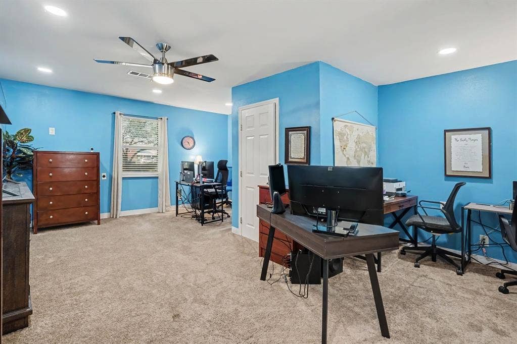 1405 N Buckner Boulevard, Dallas, TX 75218 1405 N Buckner Boulevard, Dallas, TX 75218