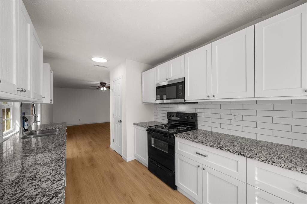 6513 Santa Fe Trail, Plano, TX 75023 6513 Santa Fe Trail, Plano, TX 75023