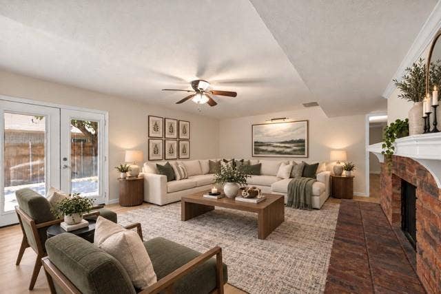 6513 Santa Fe Trail, Plano, TX 75023 Family Room Virtually Staged
