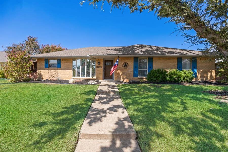 Property photo for 1931 Robin Meadow Drive, Carrollton, TX
