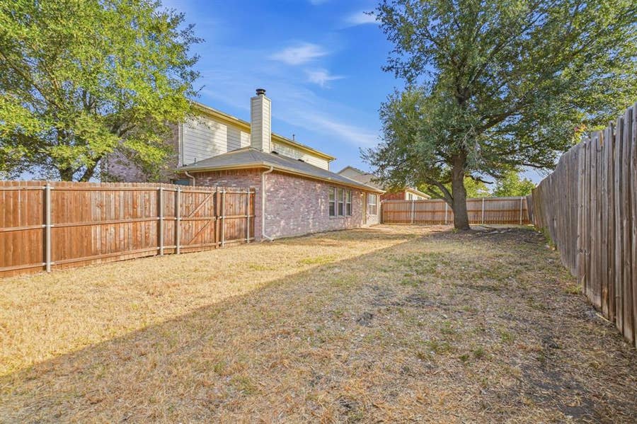 Property photo for 1002 Chatham Lane, Forney, TX