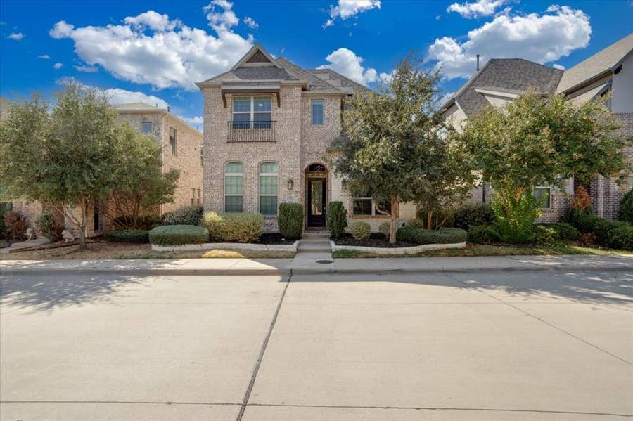 Property photo for 17553 Sequoia, Dallas, TX