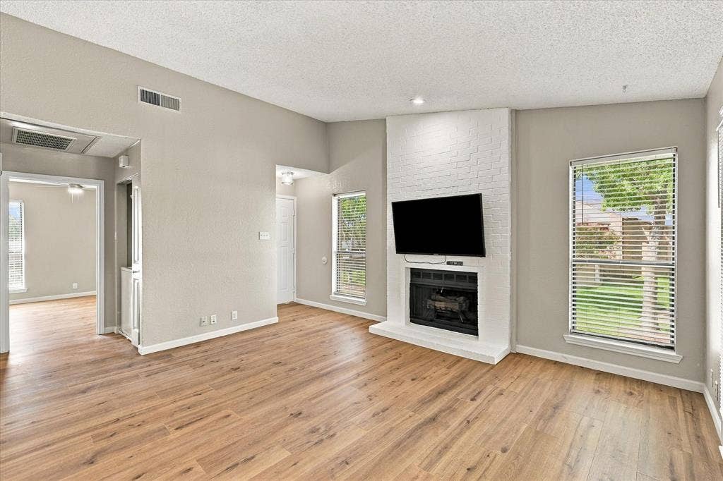 1901 Cloisters Drive, #920, Arlington, TX 76011 1901 Cloisters Drive, #920, Arlington, TX 76011