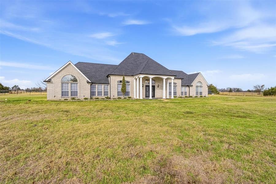 Property photo for 10840 Fm 1895, Kemp, TX
