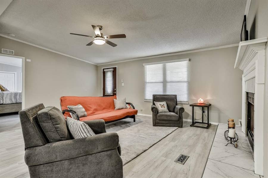 Property photo for 3809 Lands End Court, Granbury, TX