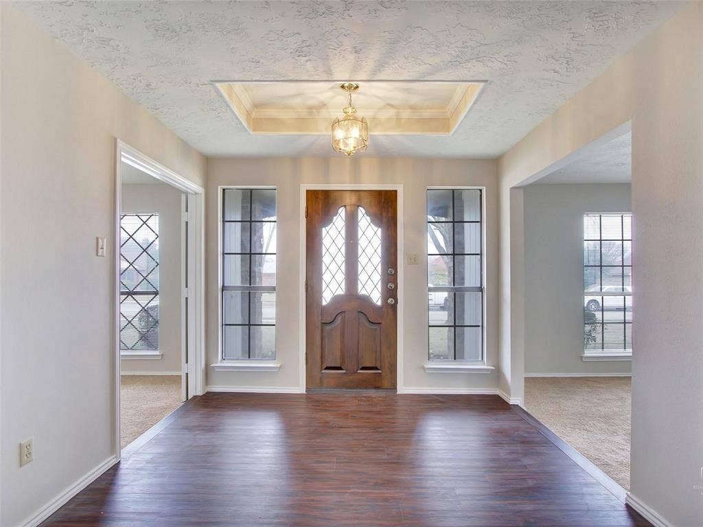1328 Colmar Drive, Plano, TX 75023 1328 Colmar Drive, Plano, TX 75023