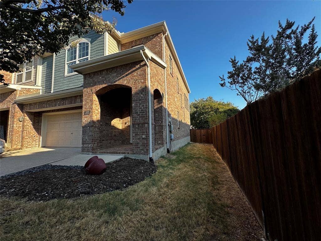 3821 Marcillia Circle, Irving, TX 75038 3821 Marcillia Circle, Irving, TX 75038