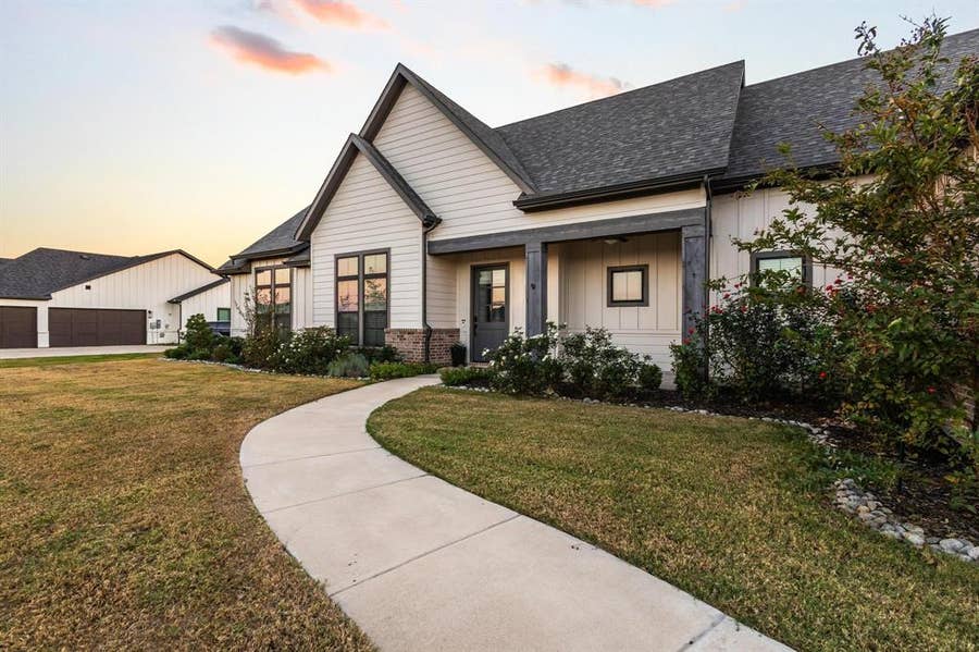 Property photo for 96 Stockton Drive, Van Alstyne, TX