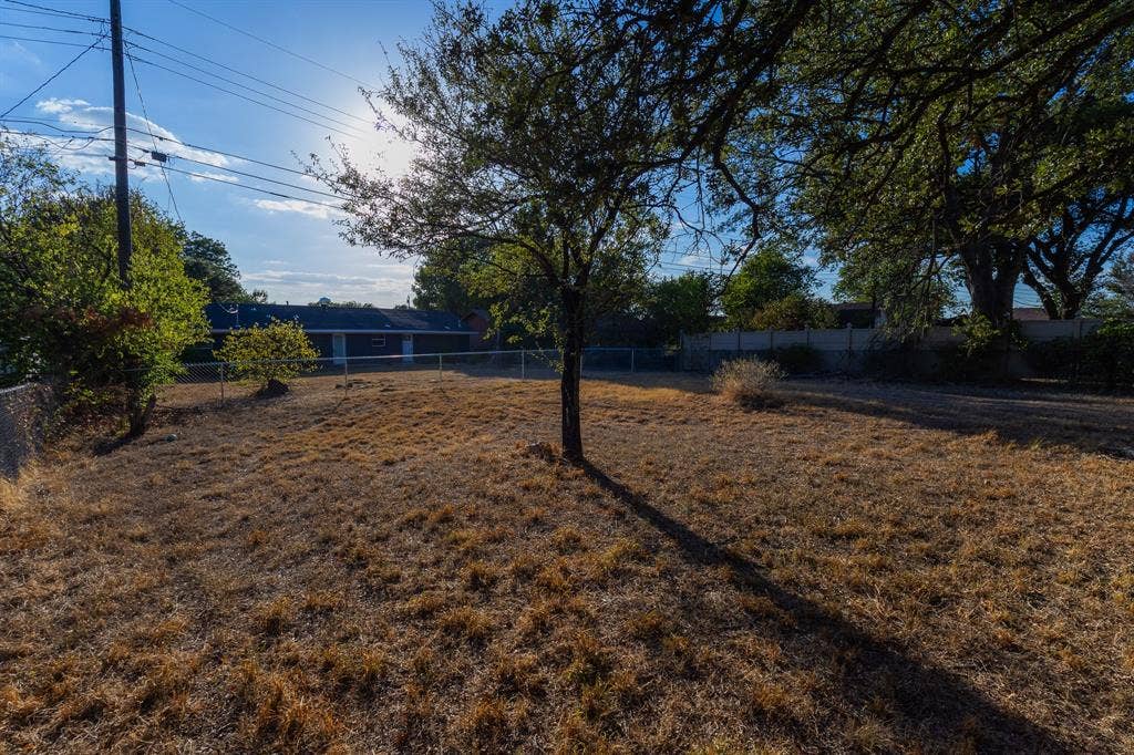 1122 Timberline Street, Bellmead, TX 76705 Additional content