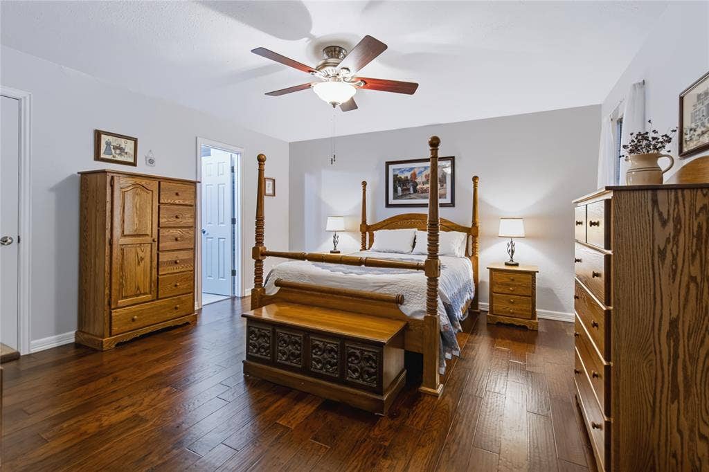 104 Trailwood Court, Burleson, TX 76028 104 Trailwood Court, Burleson, TX 76028