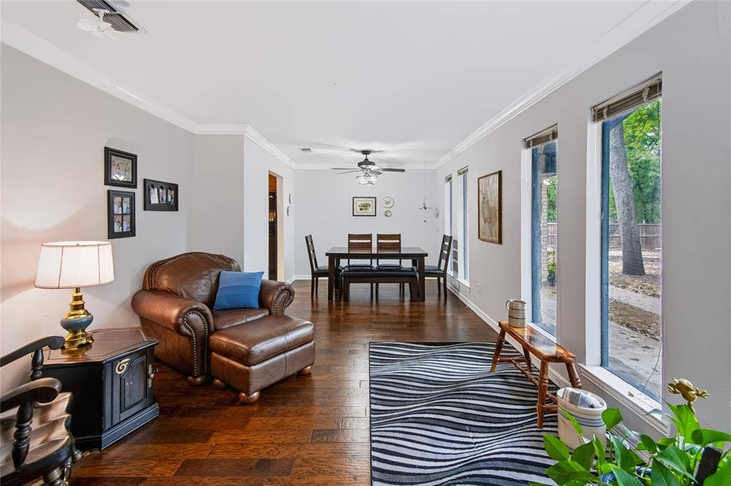 104 Trailwood Court, Burleson, TX 76028 104 Trailwood Court, Burleson, TX 76028