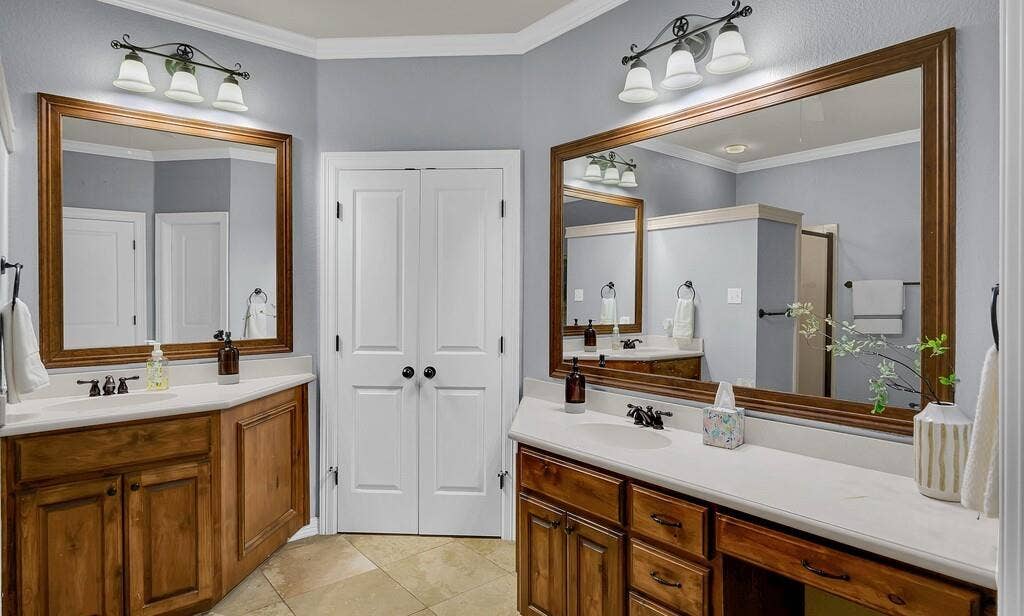 1865 Austin Hines Drive, China Spring, TX 76633 1865 Austin Hines Drive, China Spring, TX 76633