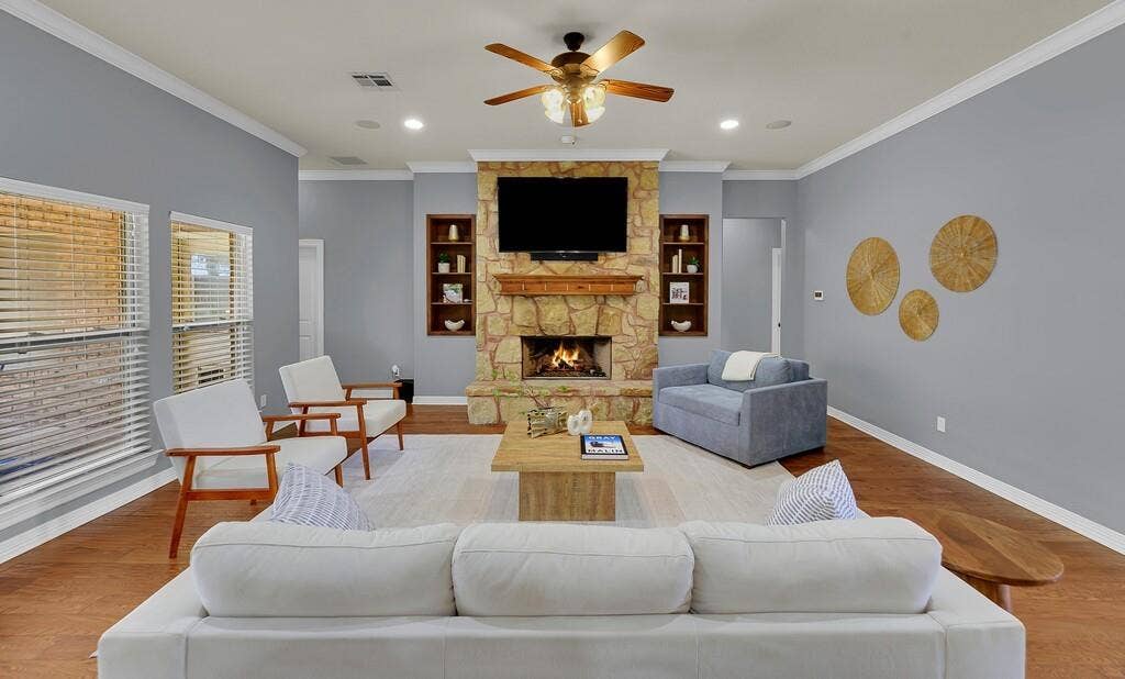 1865 Austin Hines Drive, China Spring, TX 76633 1865 Austin Hines Drive, China Spring, TX 76633