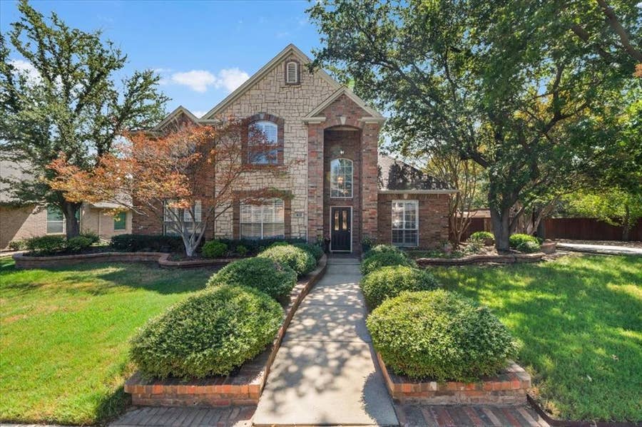 Property photo for 412 Vasey Oak Drive, Keller, TX