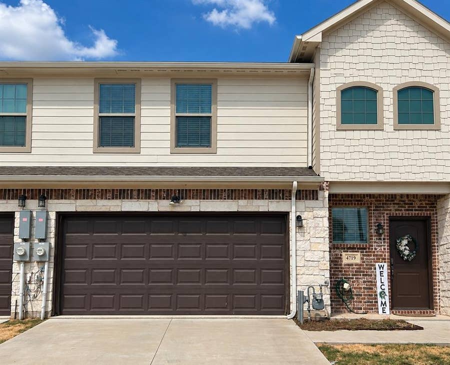 Property photo for 4719 Amal Saleh Drive, Irving, TX