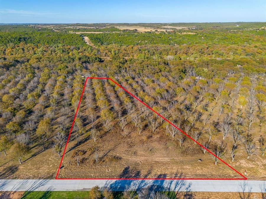 Property photo for 3030 E Landings N, Granbury, TX