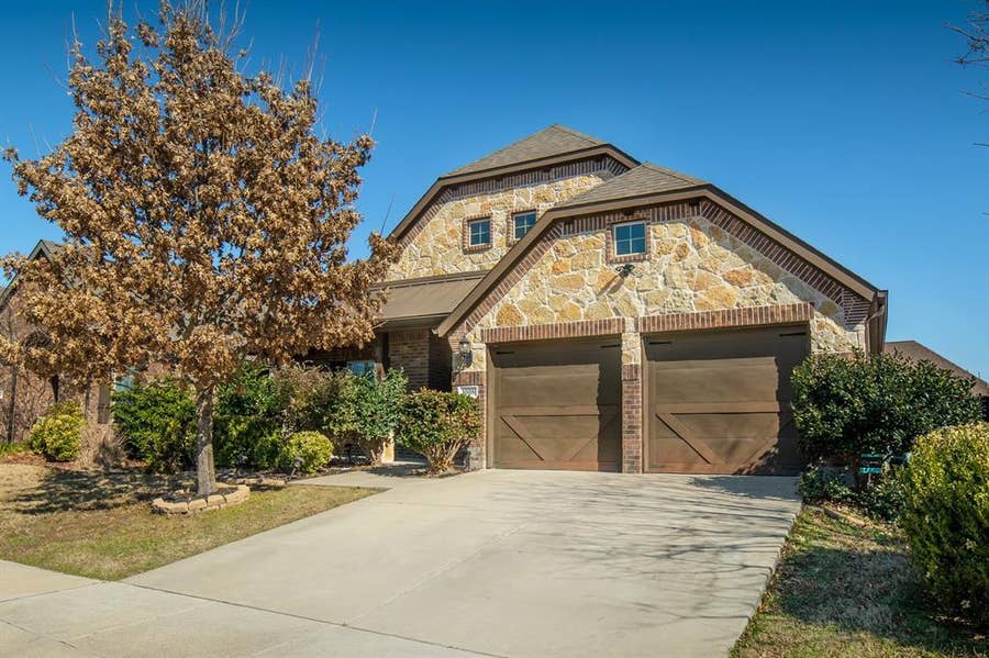 Property photo for 1008 Hoxton Lane, Forney, TX