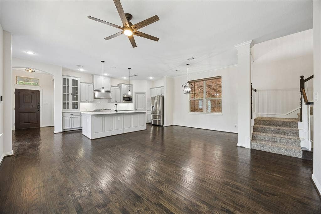 6685 Escena Boulevard, Irving, TX 75039 6685 Escena Boulevard, Irving, TX 75039