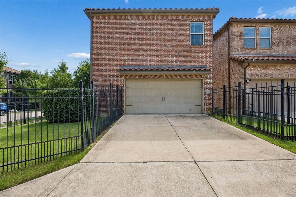 6685 Escena Boulevard, Irving, TX 75039 6685 Escena Boulevard, Irving, TX 75039