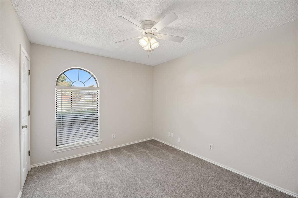 6344 N Park Drive, Watauga, TX 76148 6344 N Park Drive, Watauga, TX 76148
