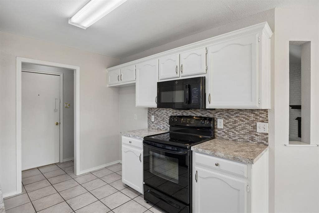 6344 N Park Drive, Watauga, TX 76148 6344 N Park Drive, Watauga, TX 76148