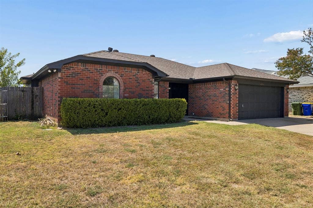 6344 N Park Drive, Watauga, TX 76148 6344 N Park Drive, Watauga, TX 76148
