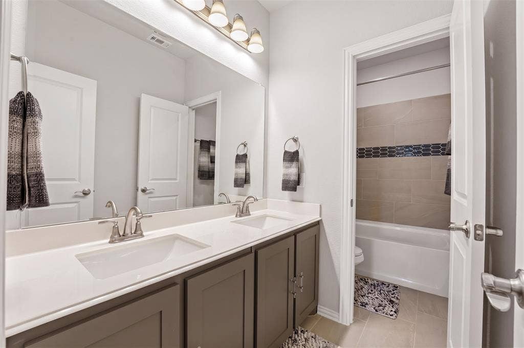 441 Green Terrace Court, Midlothian, TX 76065