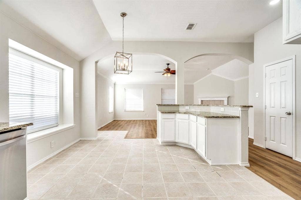 9109 Azinger Drive, Plano, TX 75025 9109 Azinger Drive, Plano, TX 75025