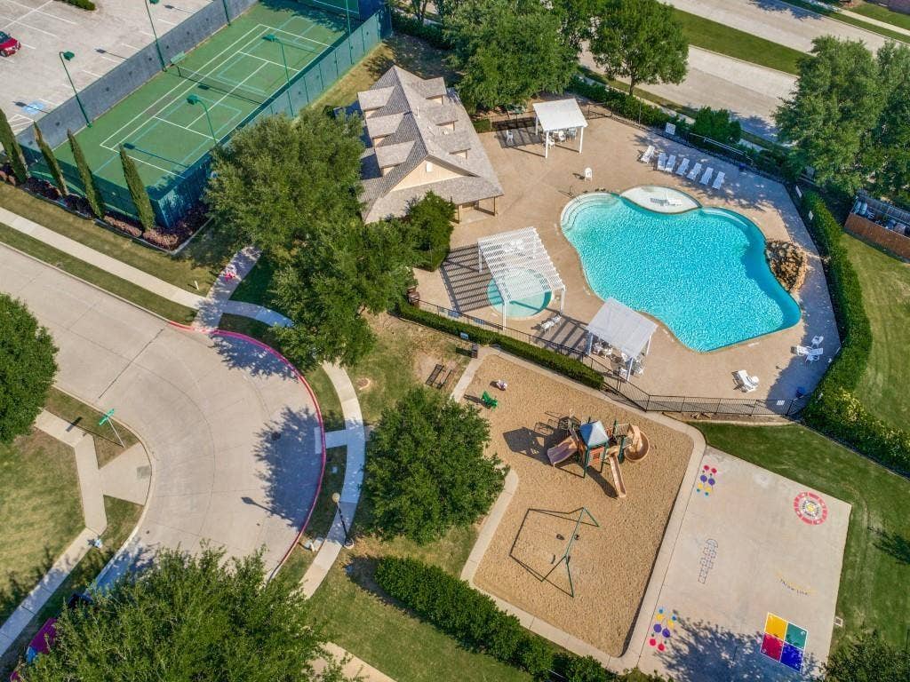 9109 Azinger Drive, Plano, TX 75025 9109 Azinger Drive, Plano, TX 75025