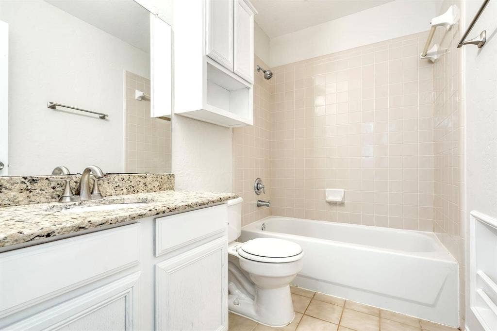 9109 Azinger Drive, Plano, TX 75025 9109 Azinger Drive, Plano, TX 75025