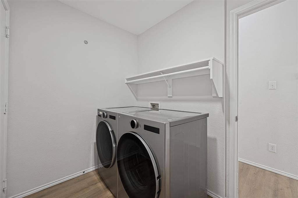 9109 Azinger Drive, Plano, TX 75025 Washer and Dryer Included