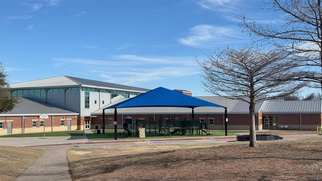 9109 Azinger Drive, Plano, TX 75025 Park at Anderson Elementary