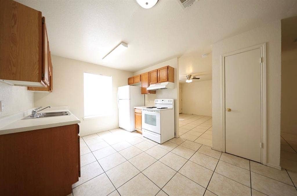 1808 Windward Drive, Killeen, TX 76543 1808 Windward Drive, Killeen, TX 76543