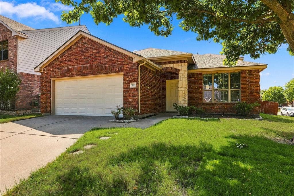 5813 Touchstone Drive, McKinney, TX 75070 5813 Touchstone Drive, McKinney, TX 75070