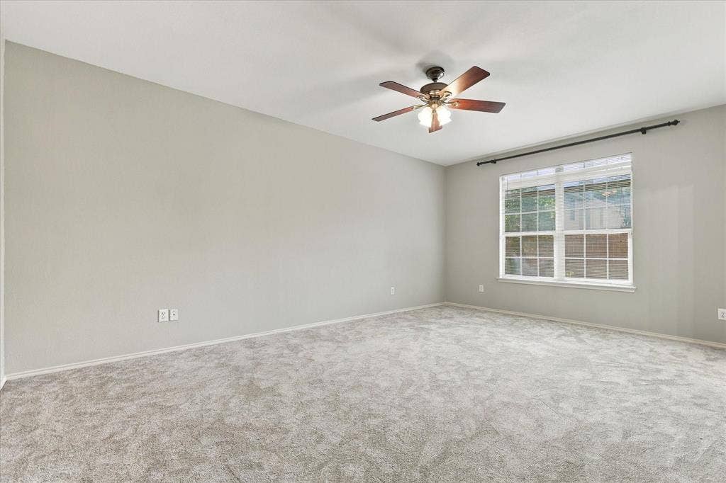 5813 Touchstone Drive, McKinney, TX 75070 5813 Touchstone Drive, McKinney, TX 75070