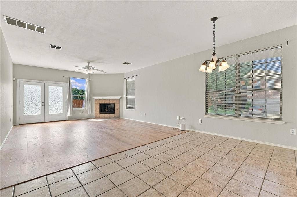 5813 Touchstone Drive, McKinney, TX 75070 5813 Touchstone Drive, McKinney, TX 75070
